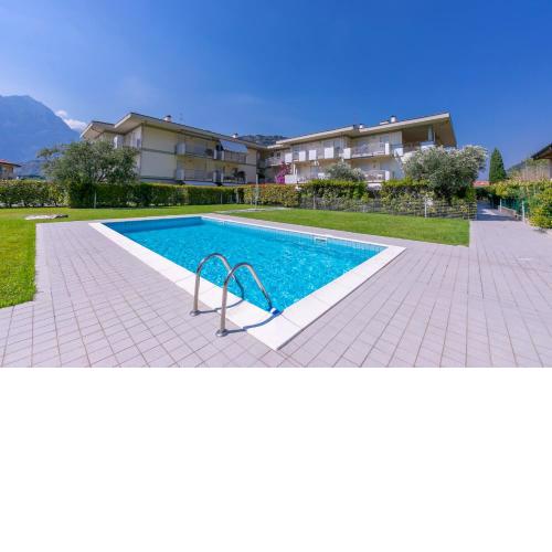 Torbole Relax, Pool & Balcony Apartment - Happy Rentals