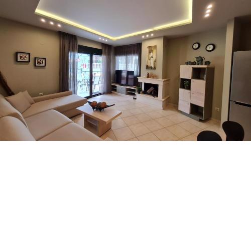 Toroni Pearl