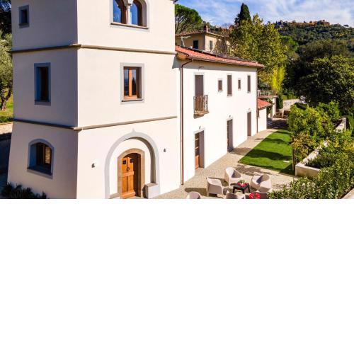 TORRE ANGELINA 10&2, Emma Villas