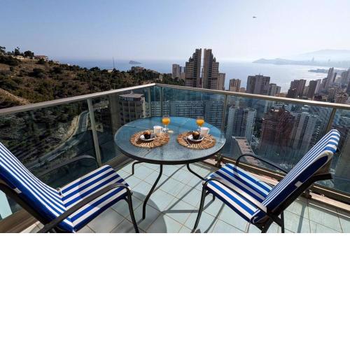 TORRE LUGANO sea view apartment