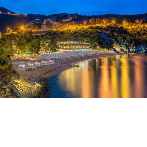 Tosca Beach Hotel