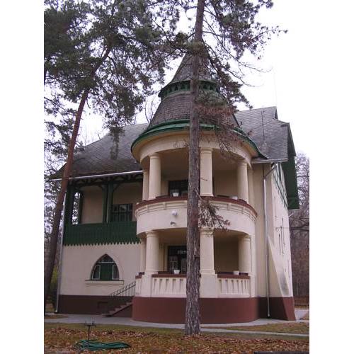 Tőserdő Kastély Üdülő