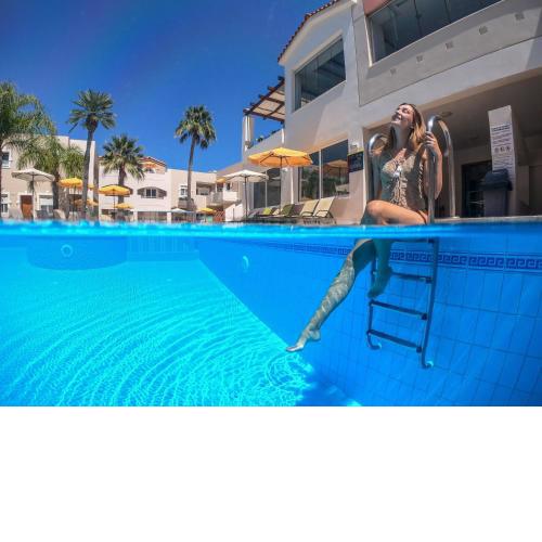 Toxo Hotel