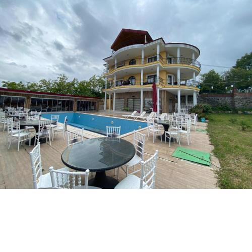 Trabzon Havuzlu Müstakil Villa