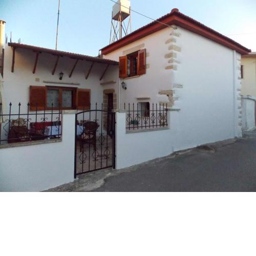 Traditional Luxury Villa in Fres