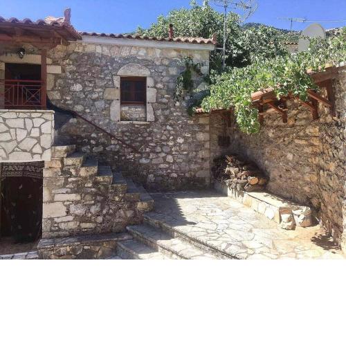 Traditional village house on Argolis for 6 persons