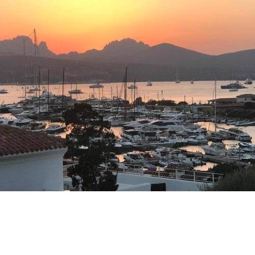 Tramonti da sogno sul porto