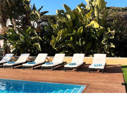 Tranquil and spacious 5 bedroom family villa