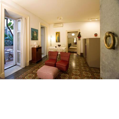 Tre Vie apARTment con terrazzo giardino pensile