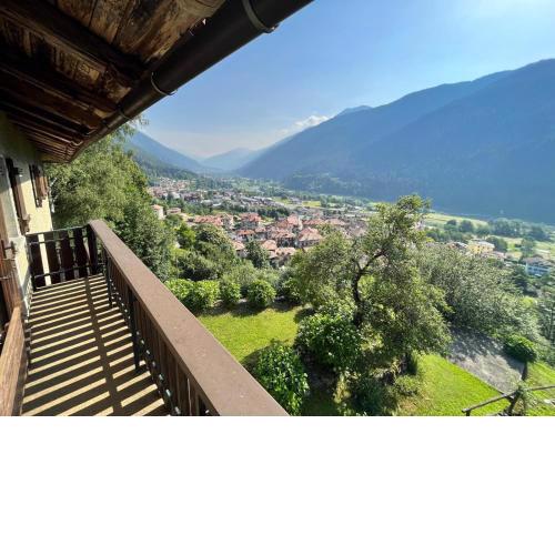 Trentino Val Rendena casa con vista 3 camere doppie e 2 bagni