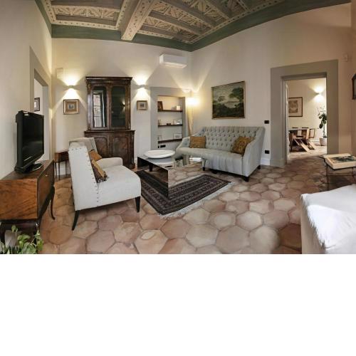 Trevi Luxury