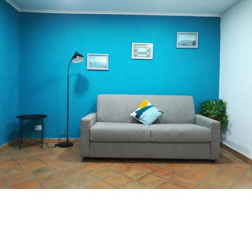 Tribunali street house