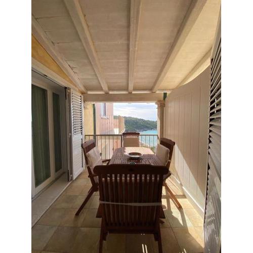 Trilocale deluxe fronte spiaggia
