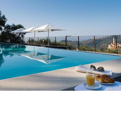 Trionfo del Mare - swimming pool with nice sea view