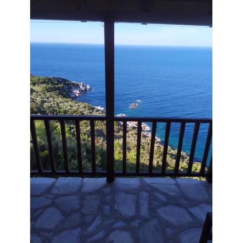 Triple studio room with the most beatifull view in Mylopotamos