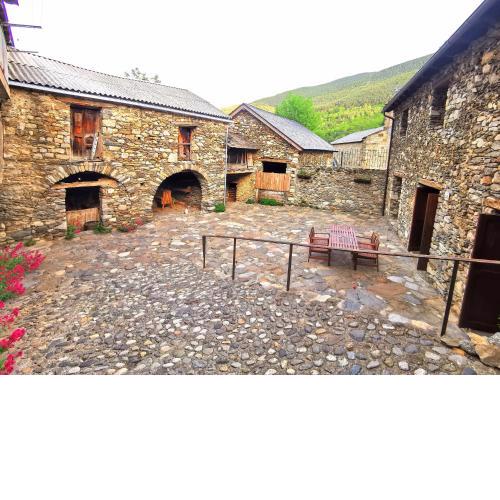 Tríplex con patio y BBQ en La Vall de Boí