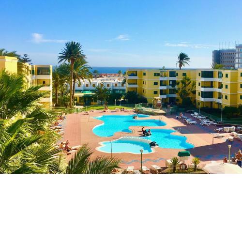 Tropicalife Resort