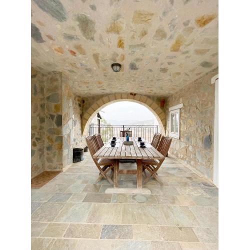 TΟRRE DI PIETRA-LUXURY RESIDENCE-ΑMAZING SEA VIEW