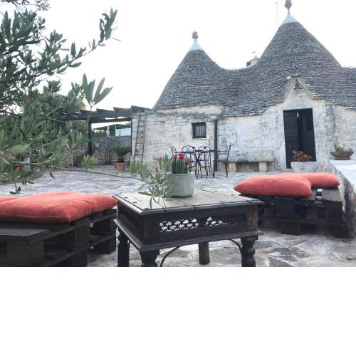Trulli Domus Petra