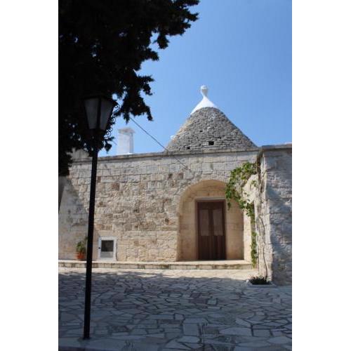 Trulli Fiorino