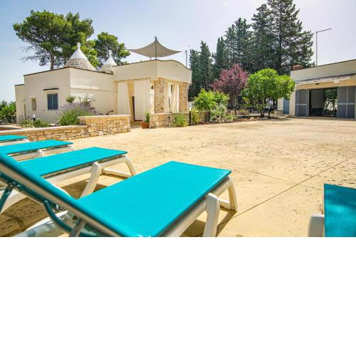 TRULLI MELOGINO with private beach volley camp