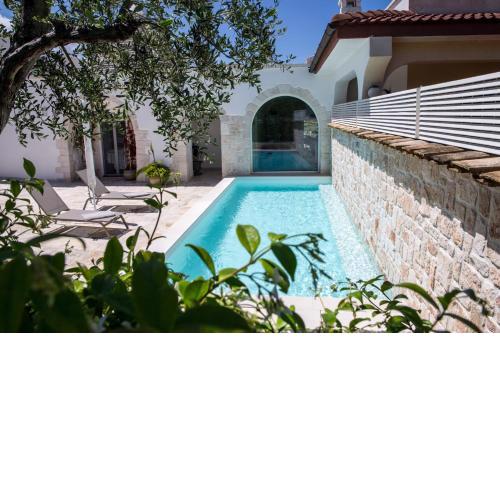 Trulli Pietraviva with Pool
