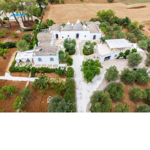 Trullo Agapanto by Raro Villas