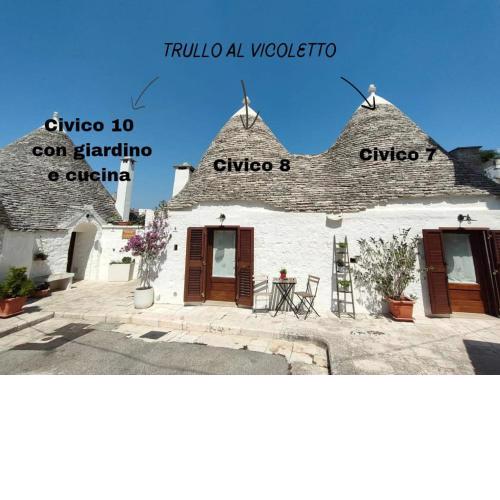 Trullo al vicoletto al civico 10, civico 8, civico 7
