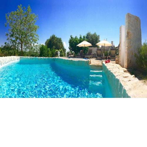 Trullo Cielo Cielo with pool