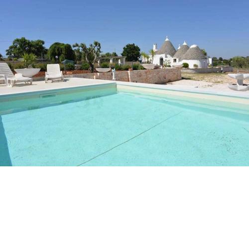 Trullo Furla with exclusive pool