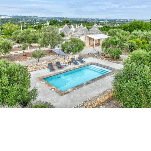 Trullo Ulivo by Raro Villas