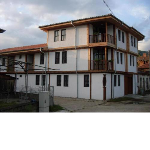 Tsutsovi House