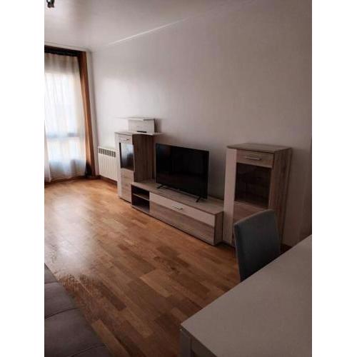 Tu dulce hogar, apartamamento completo y céntrico con wifi y parking privado