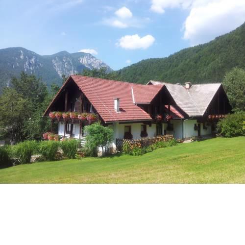 Turistična Kmetija Zgornji Zavratnik