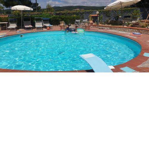 Tuscan Villa, private pool and tennis court Garden,wi-fi, Ac, Pet friendly