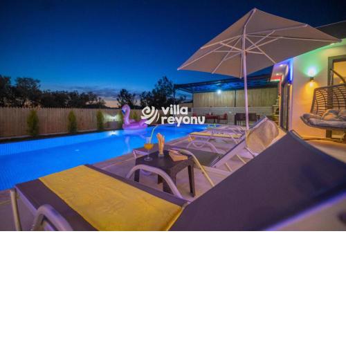 Tutku - 3 bedroom Secluded Private Villa with Jacuzzi in Kalkan