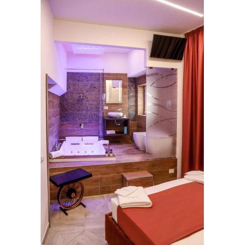 Twin Towers Naples Luxury