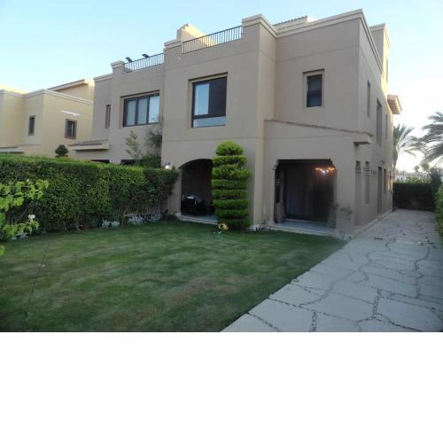 Twinhouse for rent in Marassi