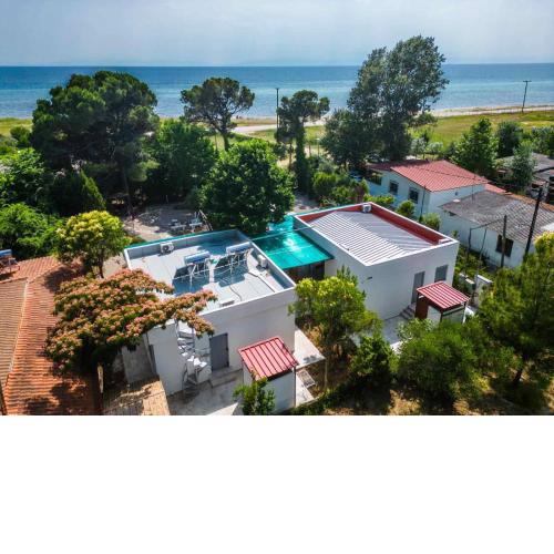 TWINS Sea Front Villas