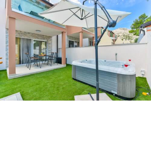 Two bedrom villa with jacuzzy - casA4