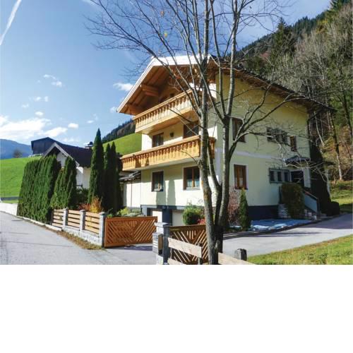 Two-Bedroom Apartment in Annaberg/Lammertal