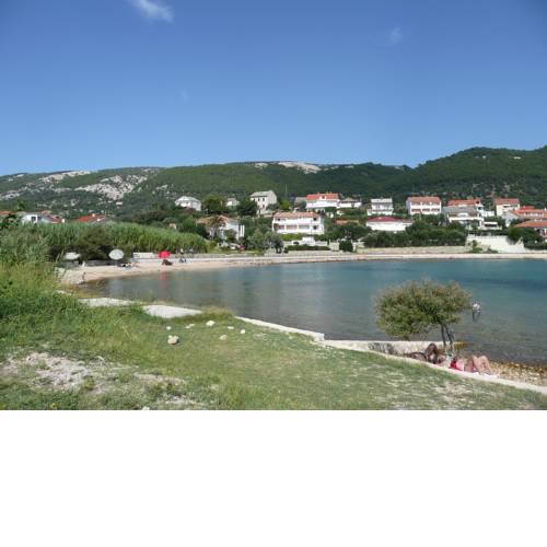 Two-Bedroom Apartment in Banjol III
