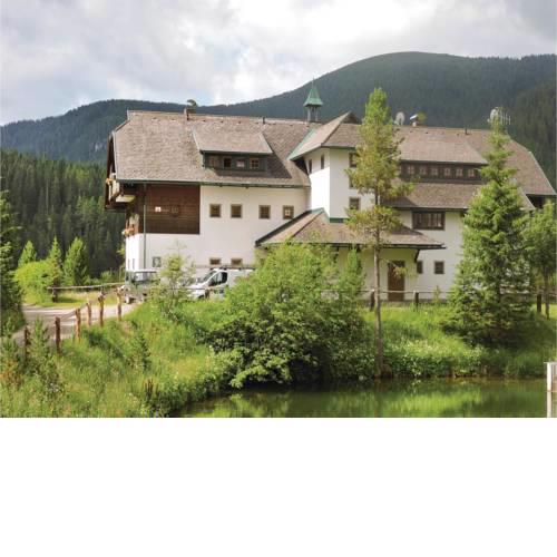 Two-Bedroom Apartment in Glodnitz