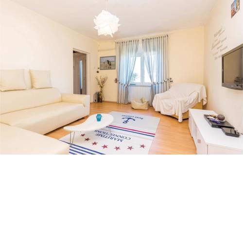 Two-Bedroom Apartment in Hreljin