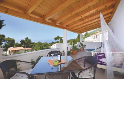 Two-Bedroom Apartment in Ivan Dolac