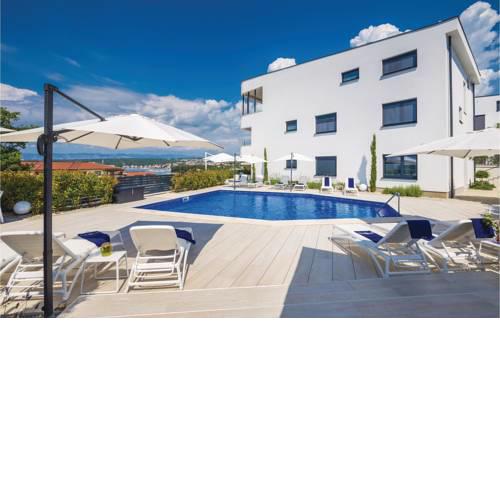 Two-Bedroom Apartment in Malinska