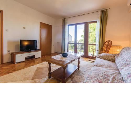 Two-Bedroom Apartment in Medulin