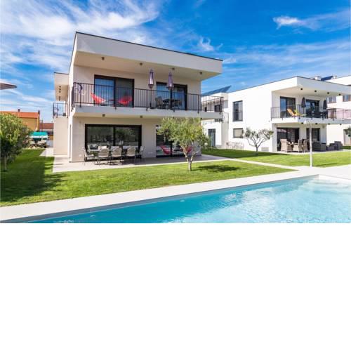 Two-Bedroom Apartment in Medulin