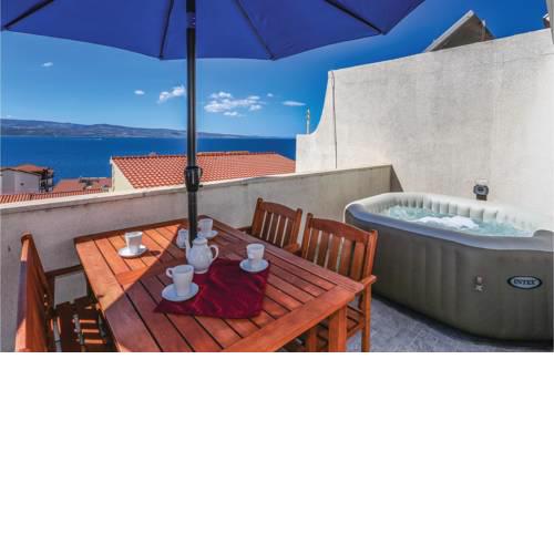 Two-Bedroom Apartment in Nemira