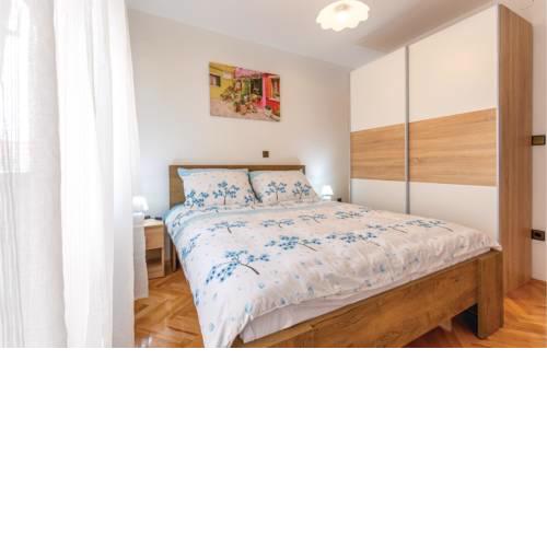 Two-Bedroom Apartment in Podstrana